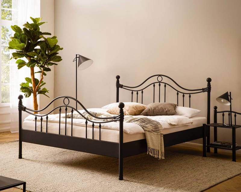 zwart bed 140x200